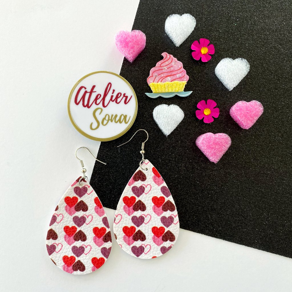 Printed Hearts Tear Drop Earrings - White/Pink
